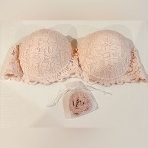 Marilyn Monroe Lace Bra in Soft Pink